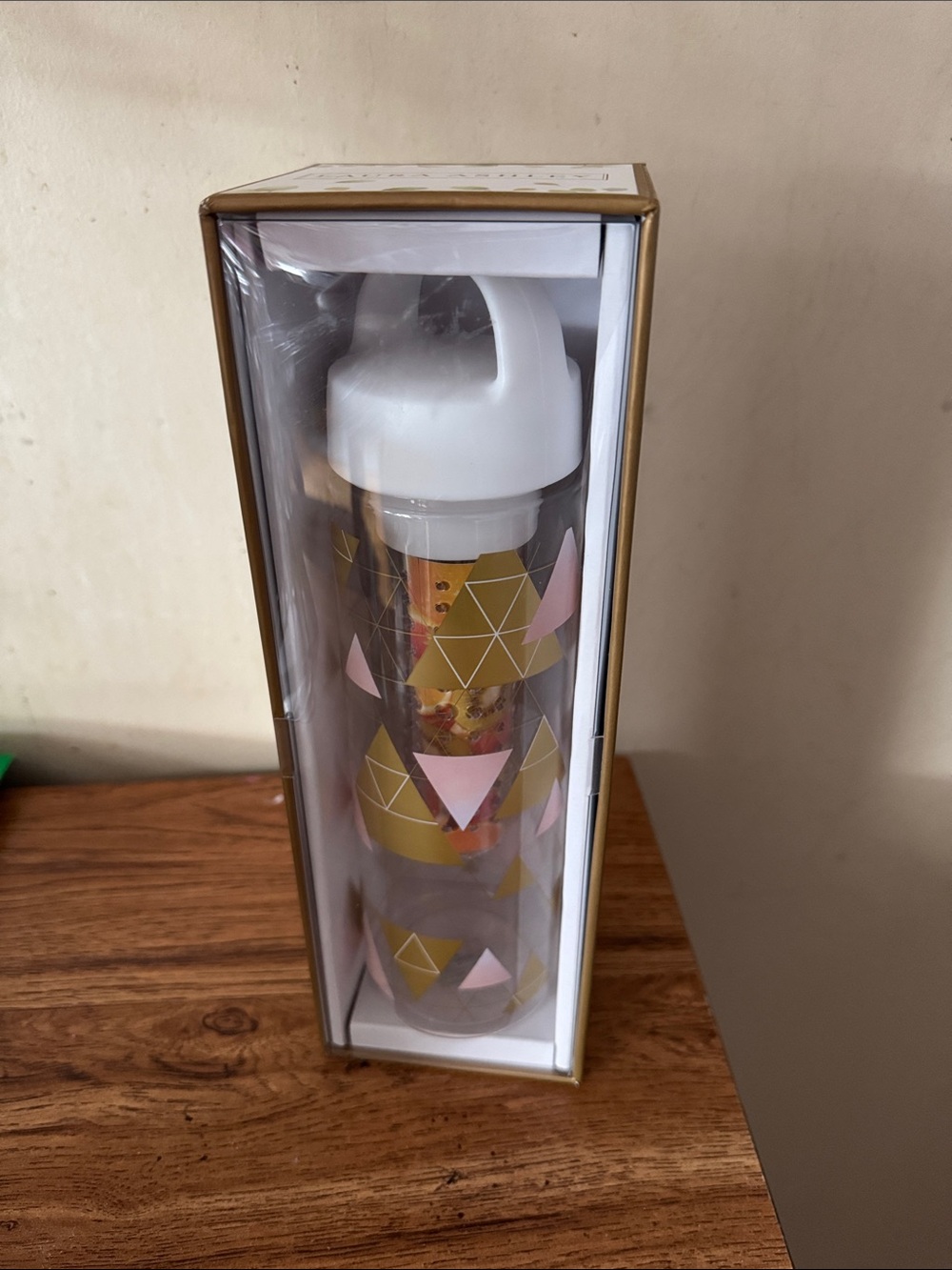 Laura Ashley White & Gold Fruit Infuser Water Bottle Box